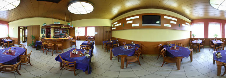 Restaurace